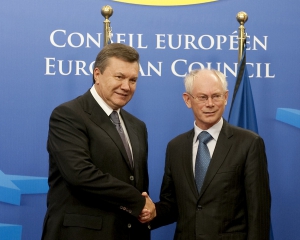 Януковича в Брюсселе из-за Тимошенко может ожидать опущенный шлагбаум