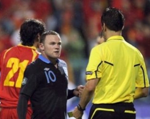 Капелло посоветовали не брать Руни на Евро-2012