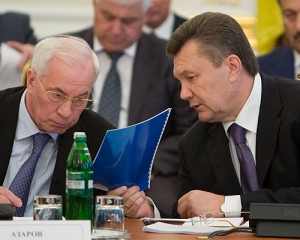 Рейтинги Януковича и Азарова обвалились - опрос