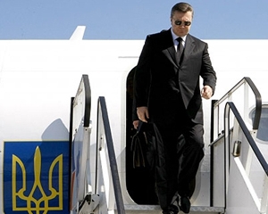 Янукович поедет в латинскую Америку и может заедет в Брюссель