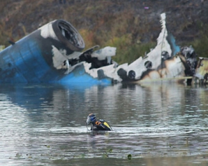 Офіційна версія катастрофи Як-42: пілот випадково натиснув на гальмо