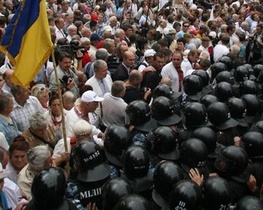 Рада розбереться, чи правомірно діяла міліція на День Незалежності