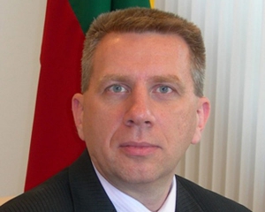 Генпрокурор Литви подав у відставку після того, як збив на переході жінку