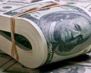 В Україні євро просів на 12 копійок, курс долара стабільний