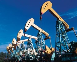 Нефть заканчивает неделю подорожанием на новостях из Европы