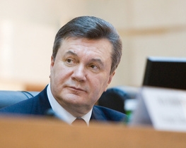 Янукович пообещал Пан Ги Муну, что будет защищать принципы ООН