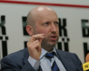 У Тимошенко проблемы со спиной - Турчинов