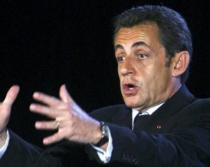 Грецію даремно взяли до єврозони - Саркозі