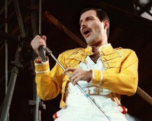 Queen выпустит альбом с неизвестными песнями Меркьюри