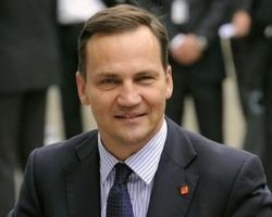 Польша предостерегла Януковича: торгуясь с ЕС, можно переоценить свои силы