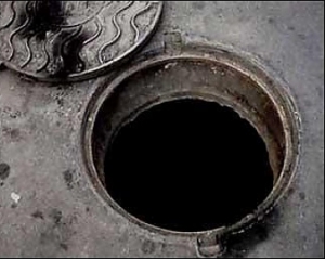 У мелітопольській каналізації знайшли труп дівчини, яка зникла 2 місяці тому