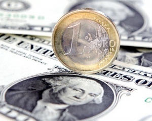 Євро подорожчав на 9 копійок, за долар дають трохи більше 8 гривень - міжбанк