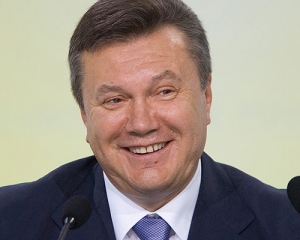 Заявление Януковича о вооруженных нападениях смешное - политолог