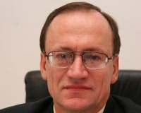 Пасенюка "покрестили" в судьи КСУ