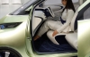 Nissan показал электромобиль Pivo 3, что сам находит свободное место на парковке