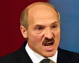 Лукашенко заборонив флеш-моби і назвав це &quot;демократичним законом&quot;