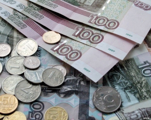 Нацбанк официально обсудил с Россией расчеты в рублях