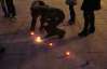 Свечи ко Дню толерантности в Черкассах погасил ветер