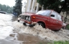 Дніпропетровськ пішов під воду через прорив каналізації