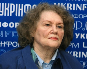 Лине Костенко предложат восстановить членство в Союзе писателей