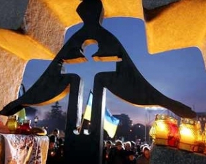 Украинцев призывают отказаться от еды в День памяти жертв Голодомора