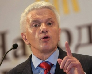 Литвин обещает облегчить работу СМИ во время выборов