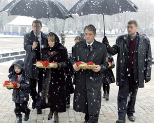 Ющенко: Власть безразлична к памяти о Голодоморе