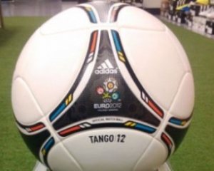 Немецкие СМИ рассекретили название мяча Евро-2012