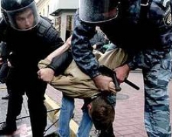 Міліція: мітинг під Кабміном законний, а от намети - ні