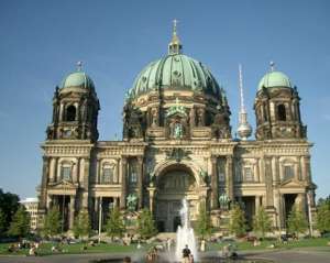 Берлінським туристам пропонують екскурсію по місту з зав&#039;язаними очима