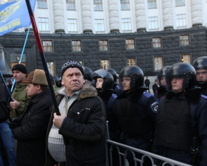 Суд не дозволив чорнобильцям приходити сьогодні під Кабмін