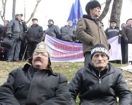 Міліція склала на голодуючих чорнобильців адмінпротоколи
