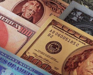 В Украине немного подешевел евро, курс доллара выше 8 гривен