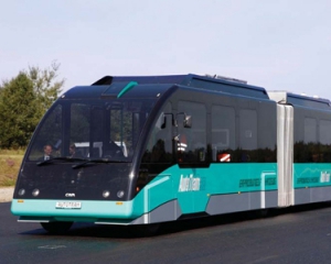 Ученые создали новый транспорт: скрестили автобус, трамвай и электромобиль