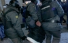 В Москве полиция бросила за решетку почти 600 протестующих