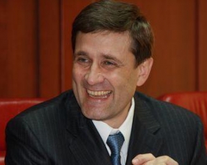 Донецкий губернатор предлагал голодающим свои часы, лишь бы они ушли домой