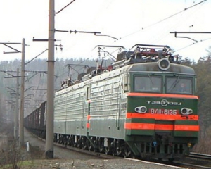 В Винницкой области грузовой поезд переехал пенсионерку