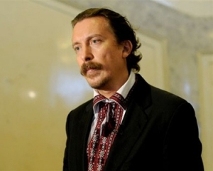 Регионалы заблокировали трибуну ВР ради рынка земли - Шкиль