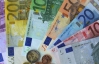 Євро подешевшав на 3 копійки, курс долара суттєво не змінився - міжбанк