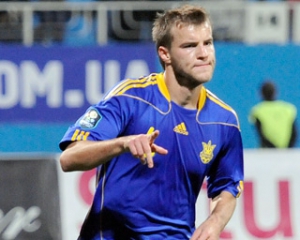 Ярмоленко став найкращим футболістом місяця в Україні