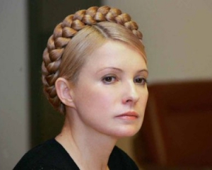 Адвокаты: Тимошенко могут доставить на судебное заседание на носилках