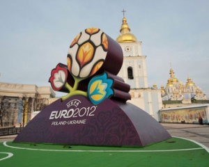 Церкви, Крещатик, &quot;Олимпийский&quot; - презентовали официальный проморолик Киева к Евро-2012