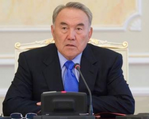 Назарбаев объявил чрезвычайное положение в Жанаозене