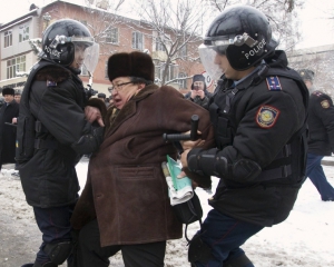 Нефтяники Западного Казахстана вновь вышли на площади и улицы