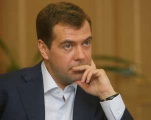Медведев отказался встречаться с Януковичем