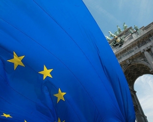 Европа интересует чиновников, потому что те хотят держать там свои капиталы - эксперт