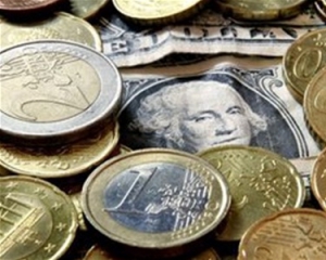 В Україні долар подорожчав на 1 копійку, курс євро піднявся на 9 копійок