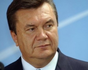 Янукович признал просчеты власти и пугает жестким контролем