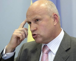Влада має пояснити українцям, що за незалежність треба платити - Рибачук