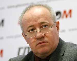 "У бік Москви команда Януковича не схилятиметься. Іти в повну залежність ніхто не хоче"
